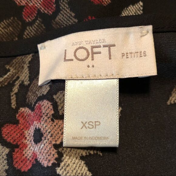 3 for $30! Loft floral tank top‎ - Picture 3 of 6